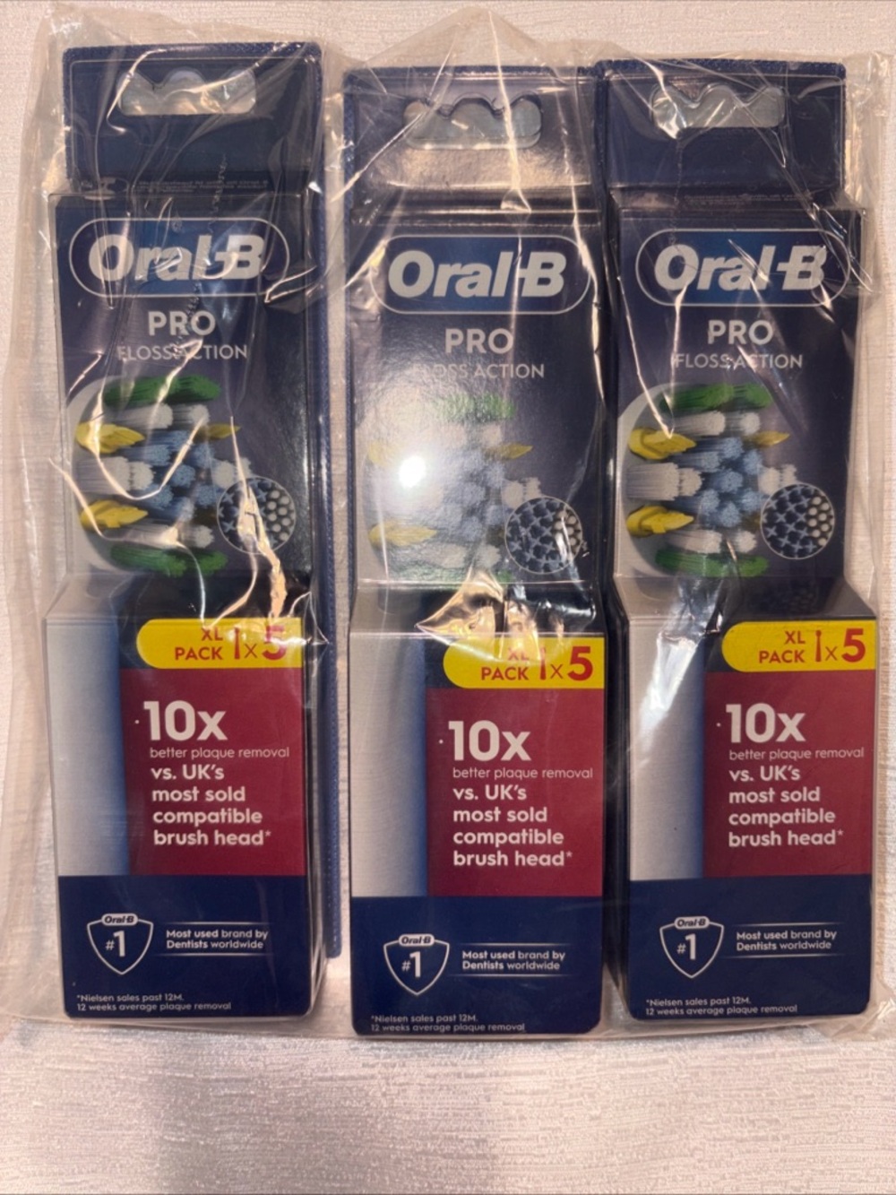 Oral‑B Pro Floss Action Replacement Brush Heads- (Pack of 15)